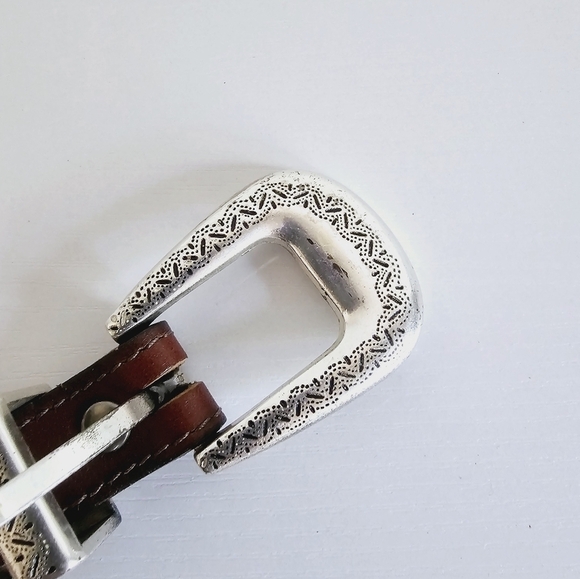 Brighton Taper Brown Leather Ornament Belt Women's Size 28 - Picture 4 of 7